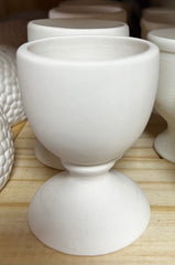 P208 - CERAMIC BLANK - EGG CUP PLAIN